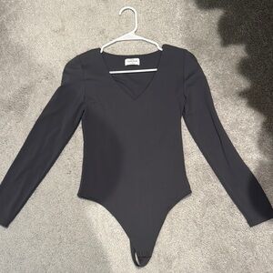 Aritzia contour bodysuit